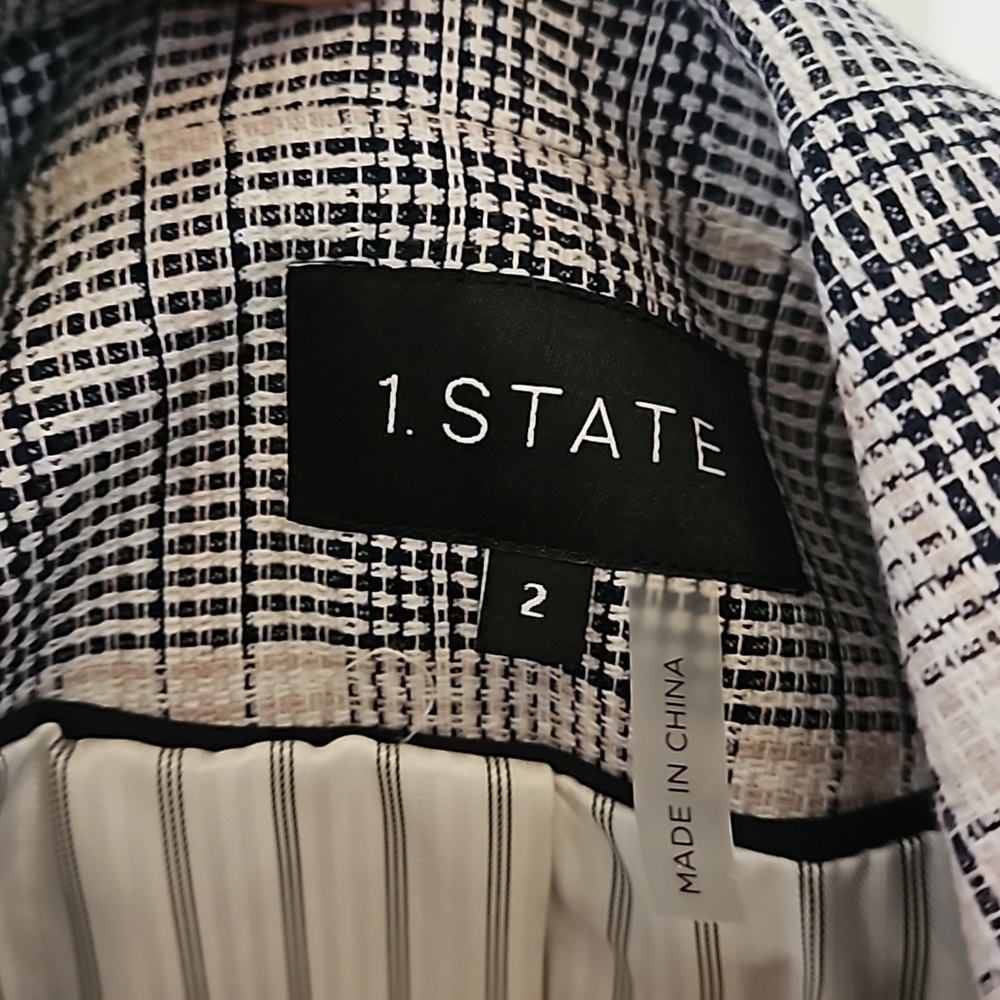 1. State blazer - Picture 6 of 6